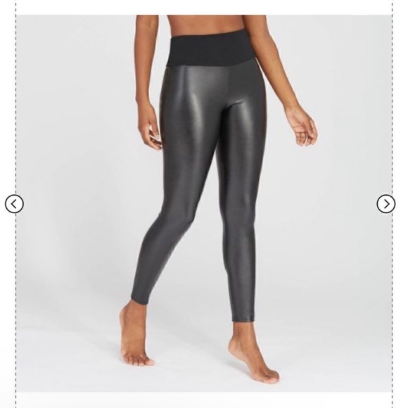 Like New Assets By Spanx Faux Leather Leggings Black Size S - Picture 4 of 13